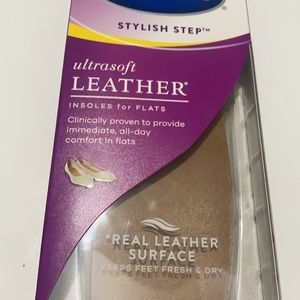 Real leather Dr. Scholl’s insoles for flat and kitten heels.